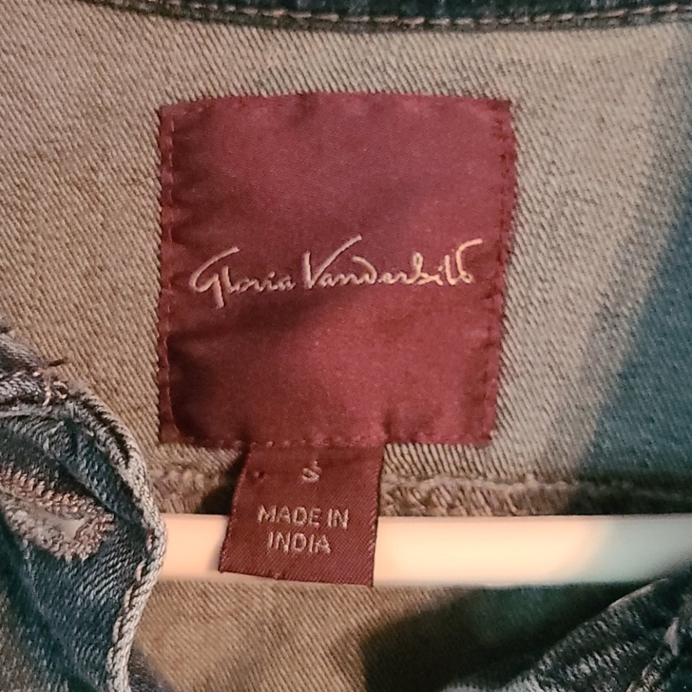 Jean jacket - Picture 3 of 3